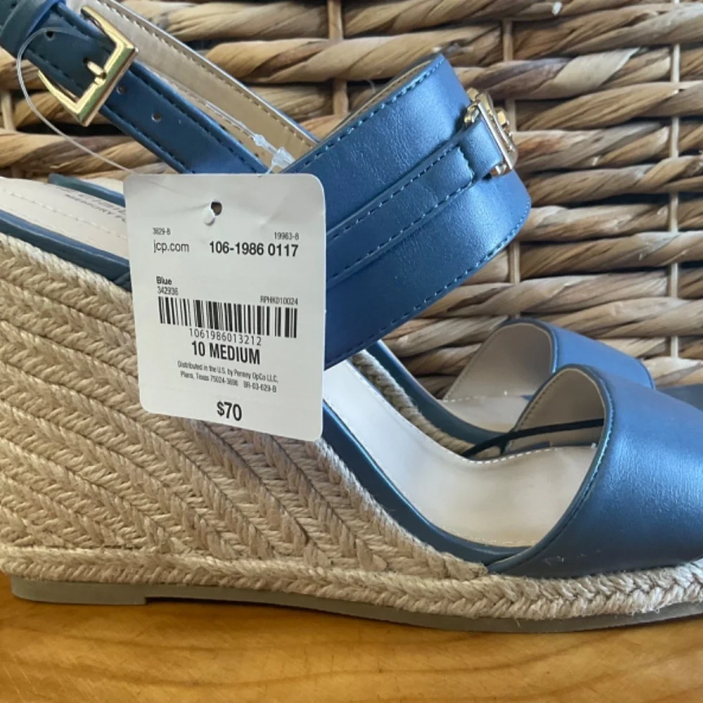 Liz Claiborne Women’s Amaro Blue Summer Vegan Leather Espadrille Wedge Size 10